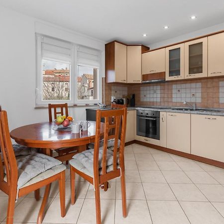 Apartment Mdm Buje Εξωτερικό φωτογραφία