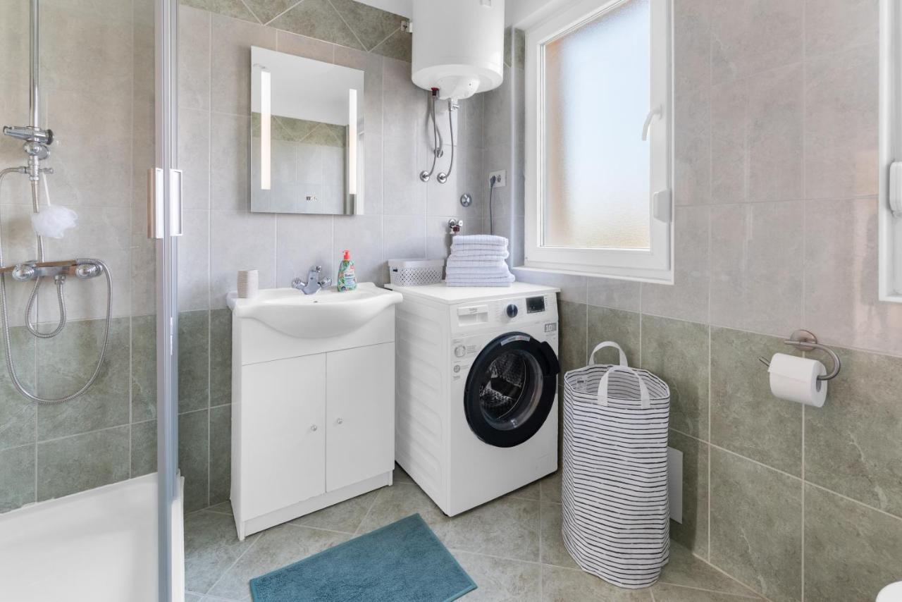 Apartment Mdm Buje Εξωτερικό φωτογραφία