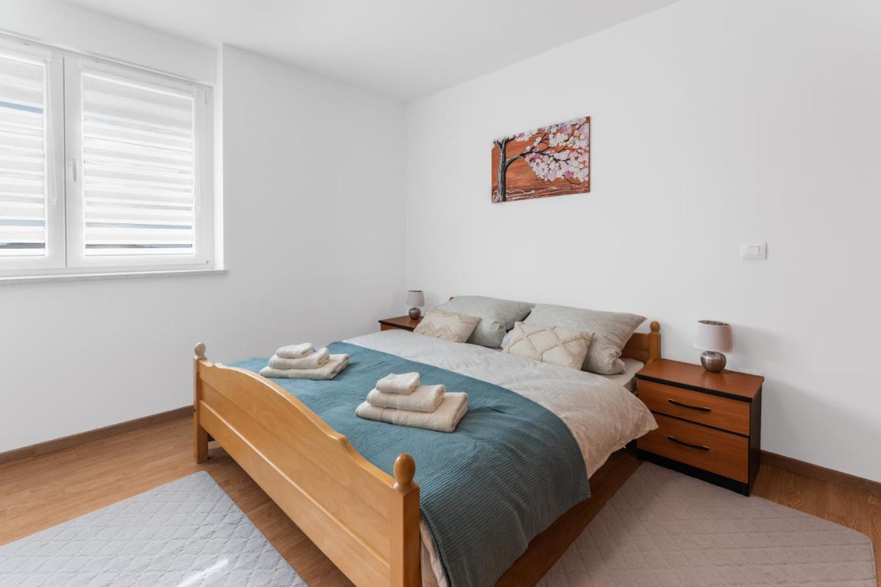 Apartment Mdm Buje Εξωτερικό φωτογραφία