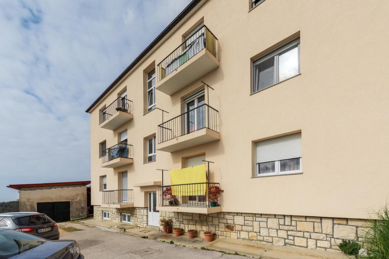 Apartment Mdm Buje Εξωτερικό φωτογραφία